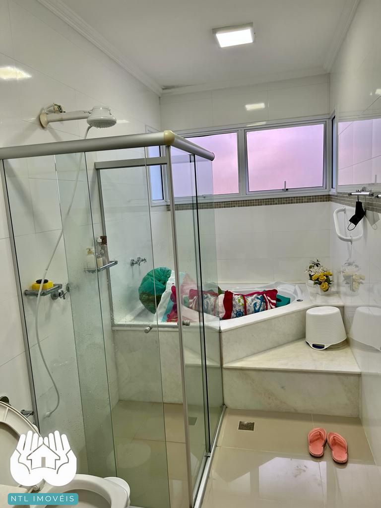 Prédio Inteiro à venda com 12 quartos, 970m² - Foto 28