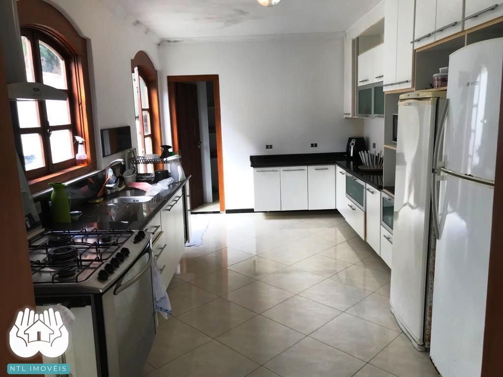 Casa à venda com 5 quartos, 3532m² - Foto 21