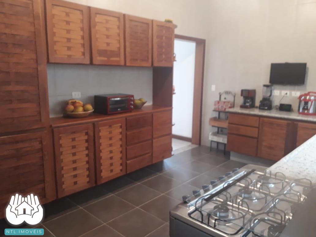 Casa à venda com 3 quartos, 395m² - Foto 31