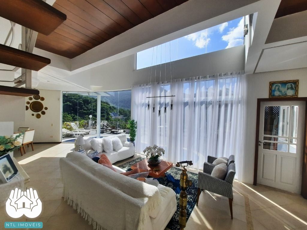 Sobrado à venda com 5 quartos, 256m² - Foto 13
