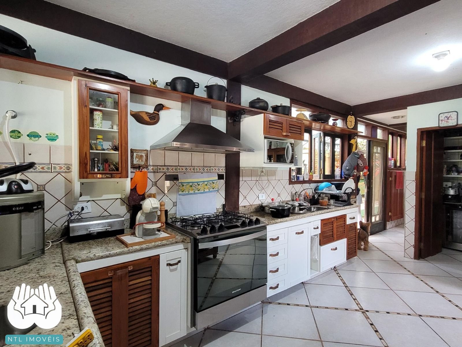Casa à venda com 3 quartos, 400m² - Foto 13