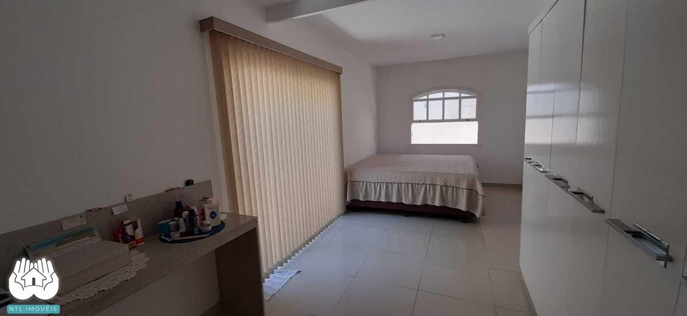 Casa à venda com 3 quartos, 600m² - Foto 17