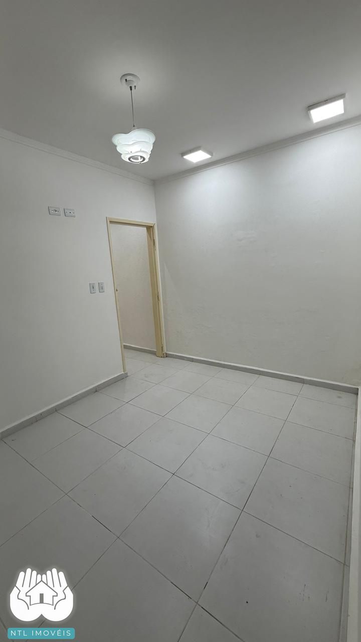 Casa à venda com 2 quartos, 90m² - Foto 17