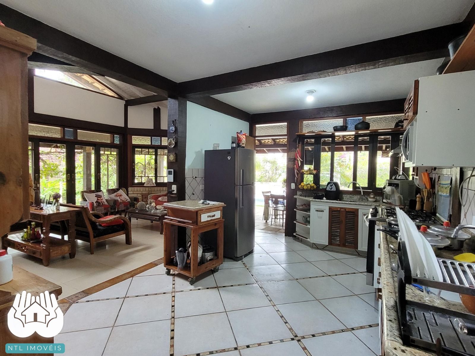 Casa à venda com 3 quartos, 400m² - Foto 15