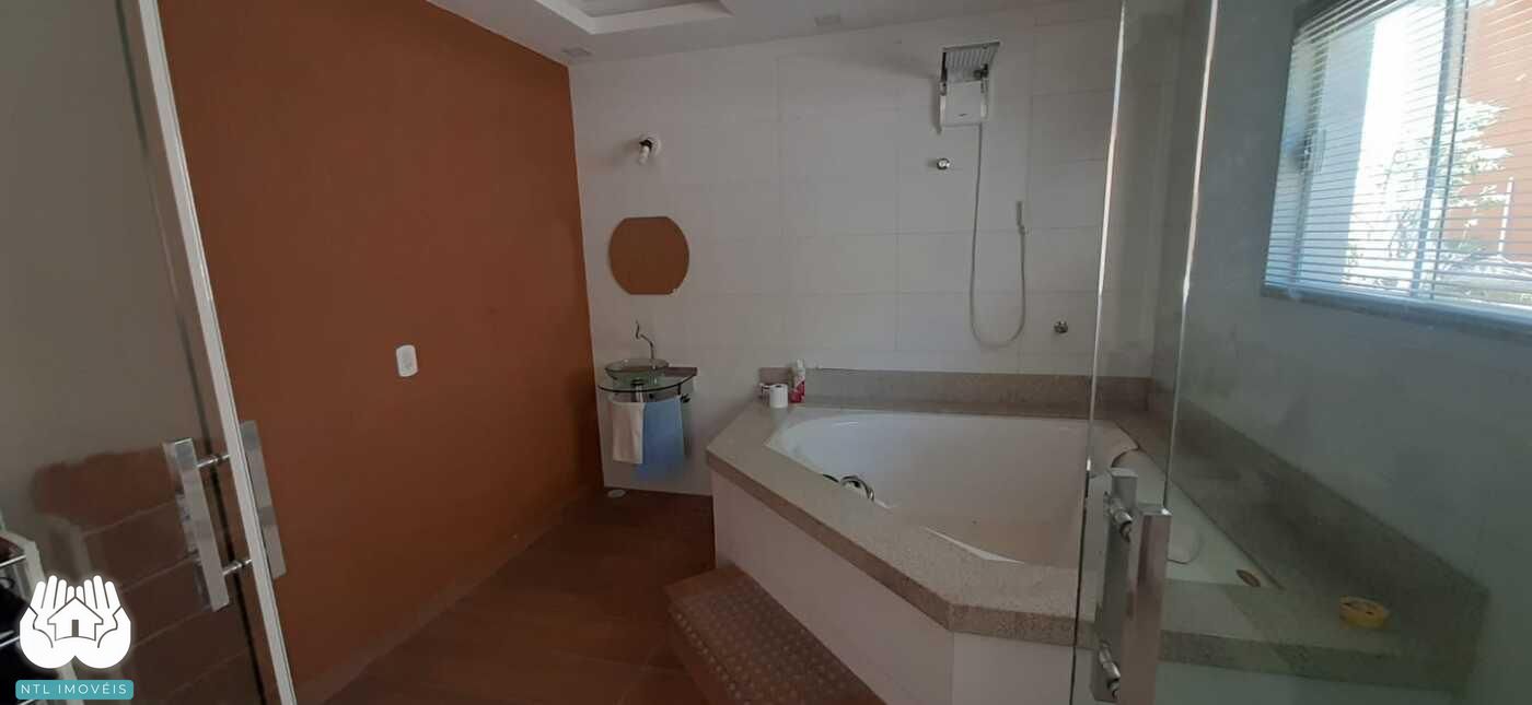 Casa à venda com 3 quartos, 600m² - Foto 25