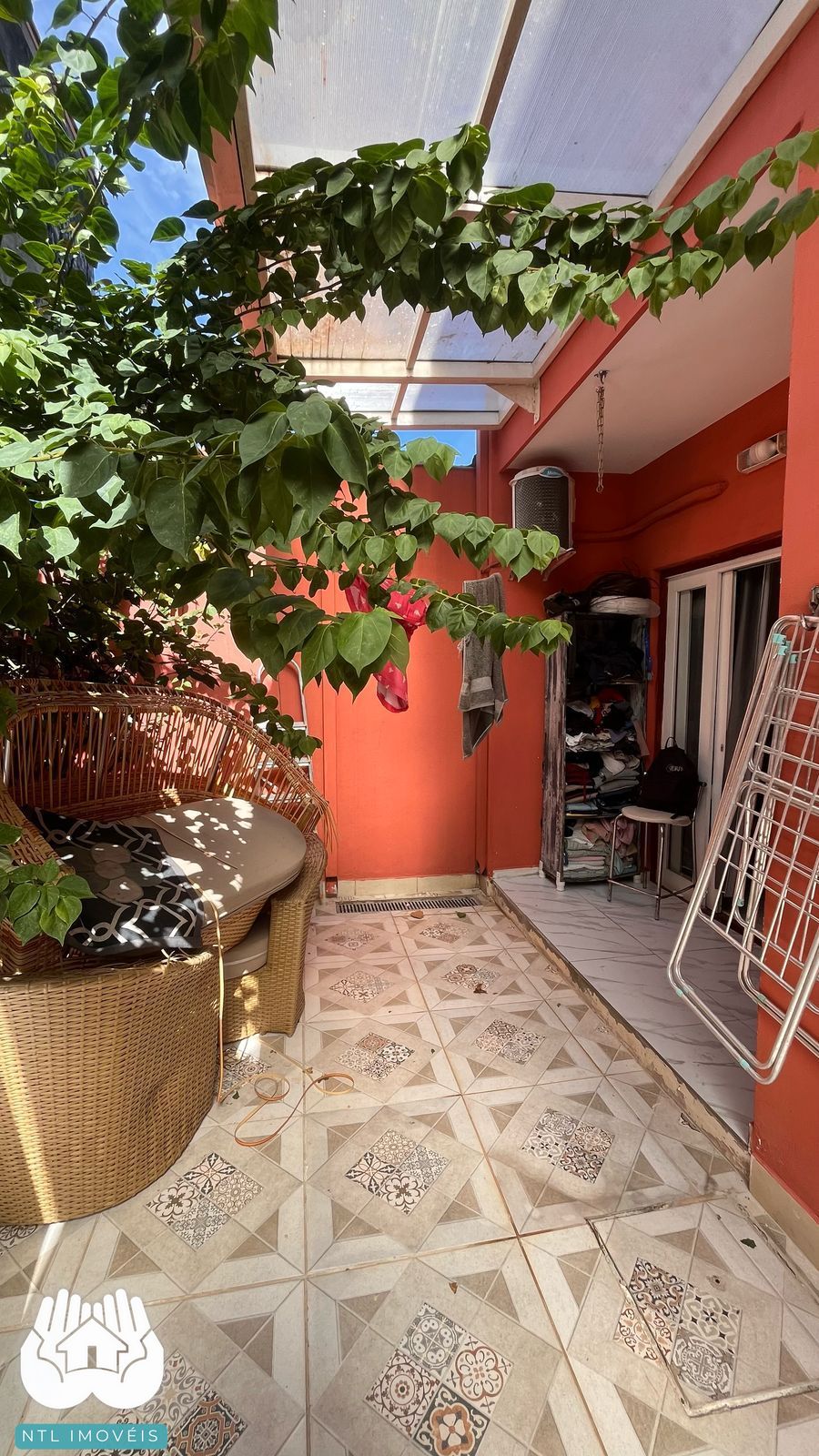 Apartamento à venda com 2 quartos, 75m² - Foto 9