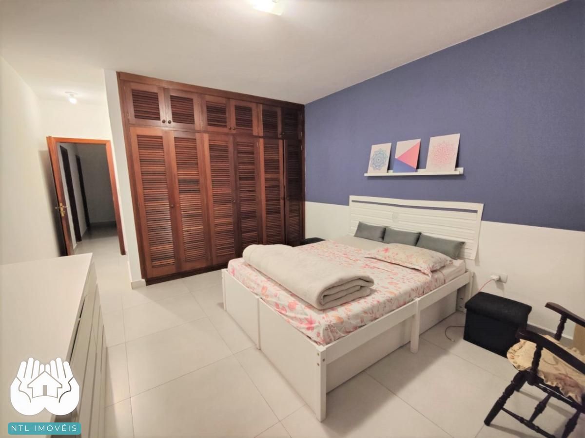 Casa à venda com 4 quartos, 234m² - Foto 12