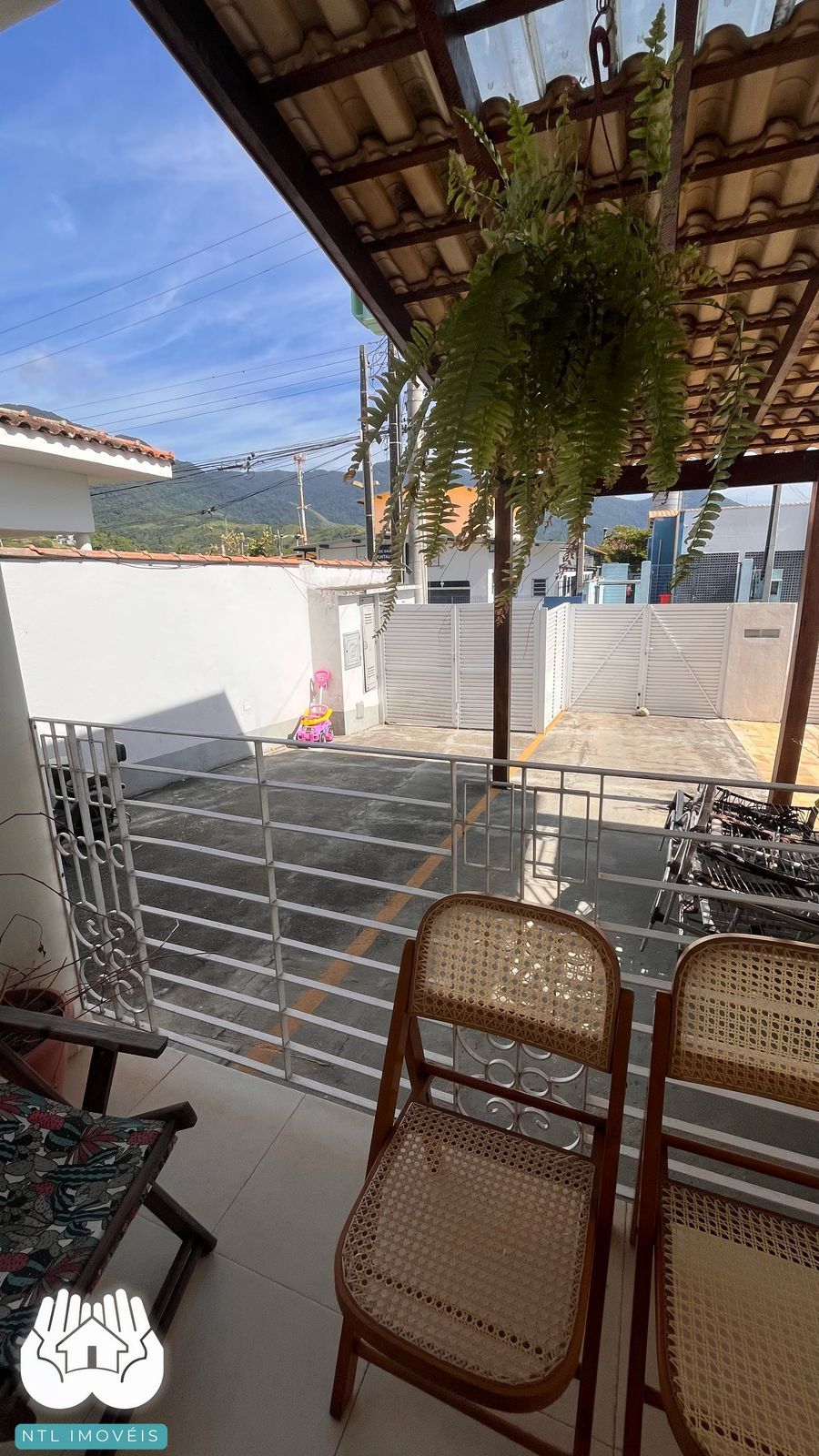 Apartamento à venda com 2 quartos, 75m² - Foto 4