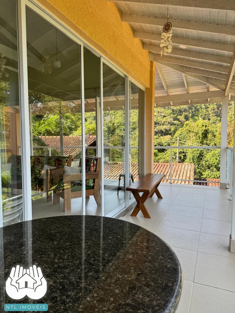 Casa à venda com 4 quartos, 310m² - Foto 4