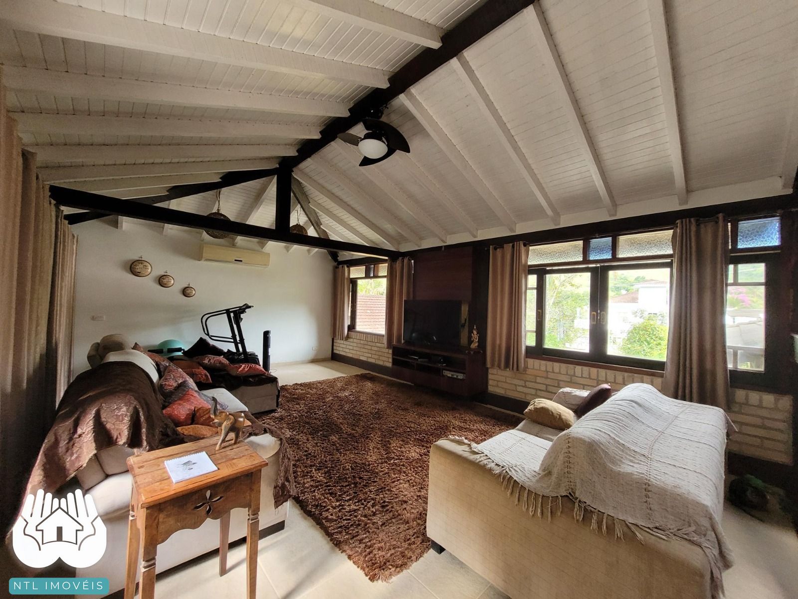Casa à venda com 3 quartos, 400m² - Foto 25
