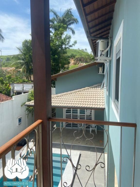 Sobrado à venda com 6 quartos, 372m² - Foto 8