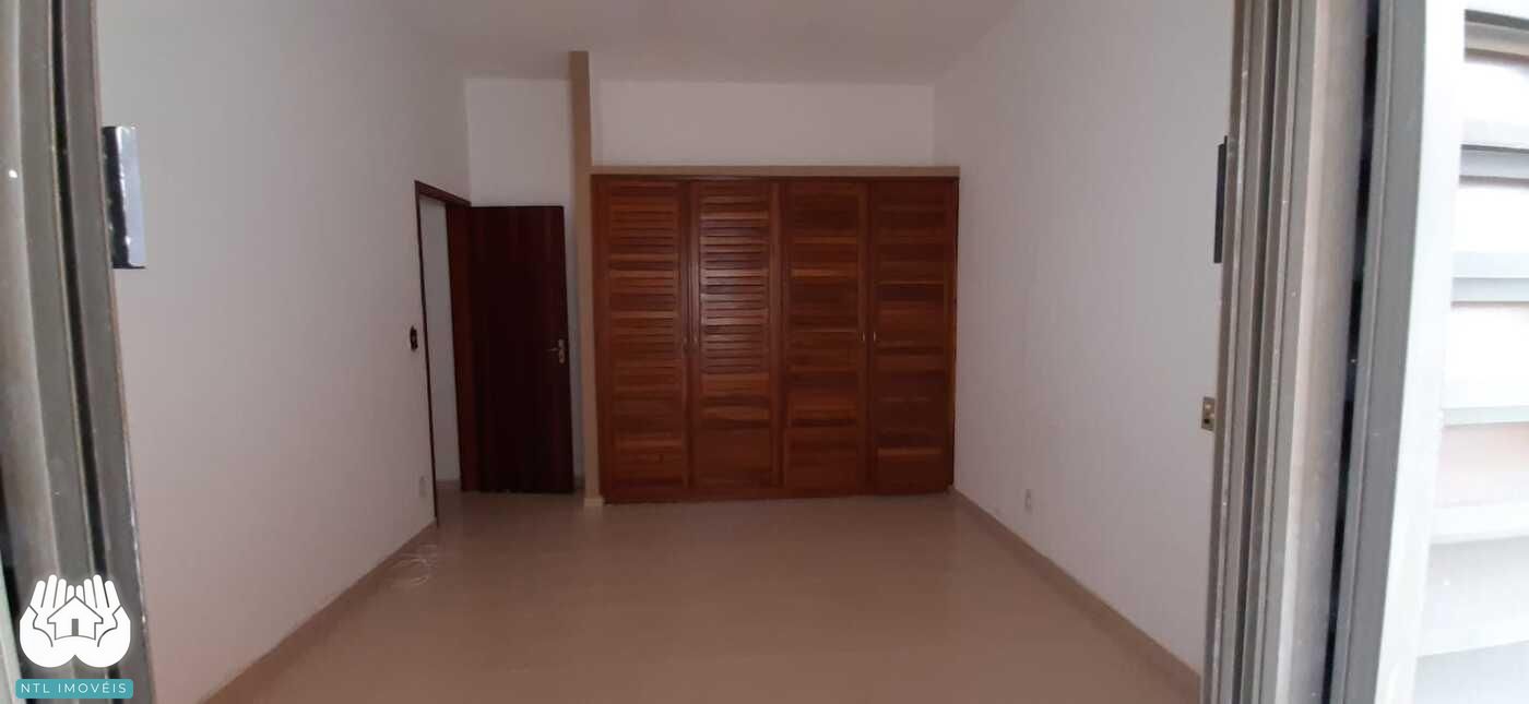 Sobrado à venda com 4 quartos, 216m² - Foto 24