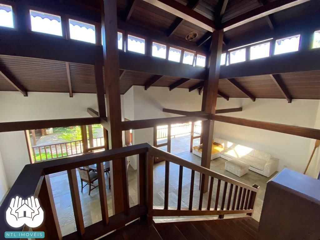 Casa à venda com 3 quartos, 335m² - Foto 10