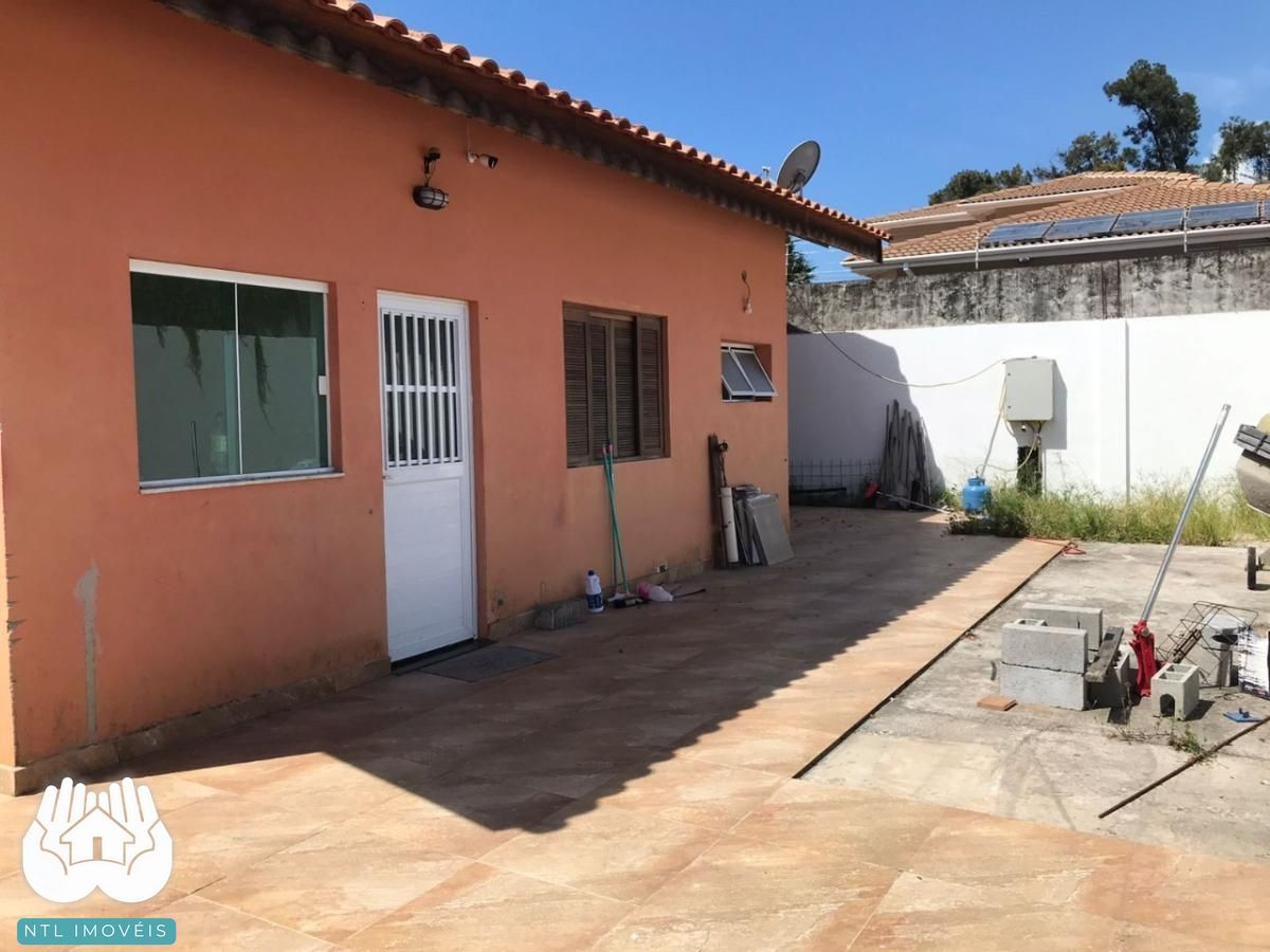 Casa à venda com 3 quartos, 400m² - Foto 4