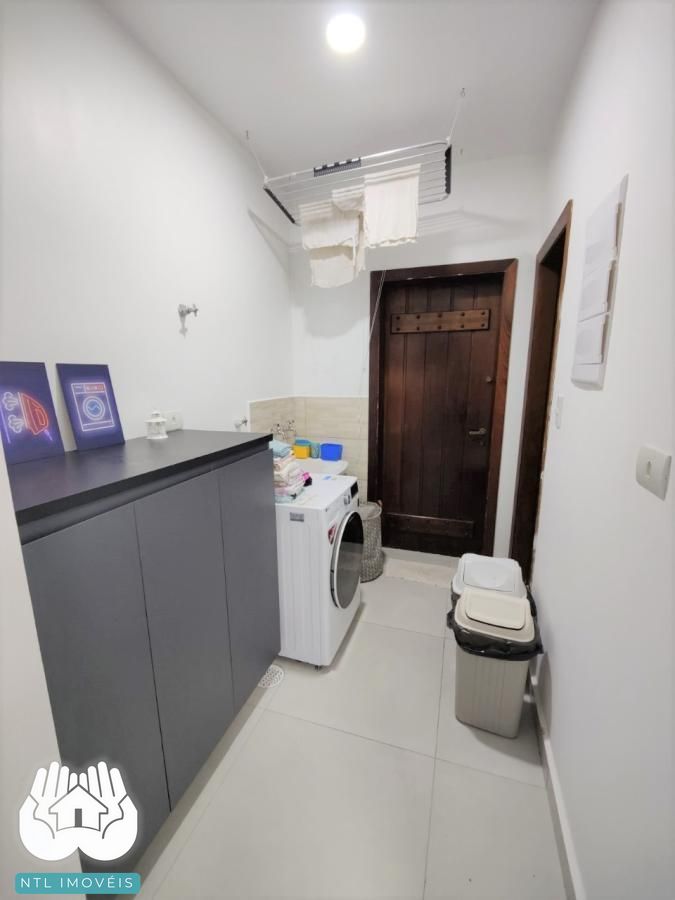 Casa à venda com 4 quartos, 234m² - Foto 28