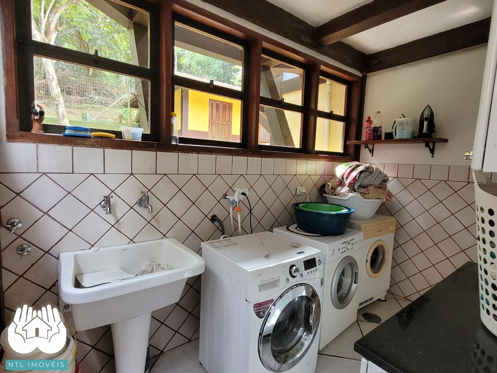 Casa à venda com 3 quartos, 400m² - Foto 23