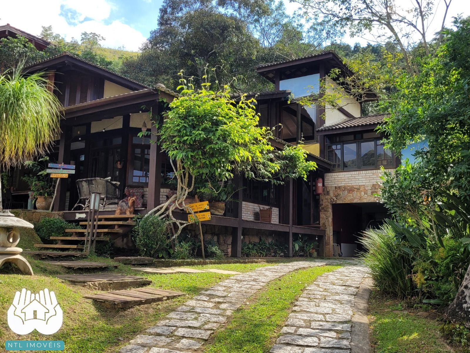 Casa à venda com 3 quartos, 400m² - Foto 3