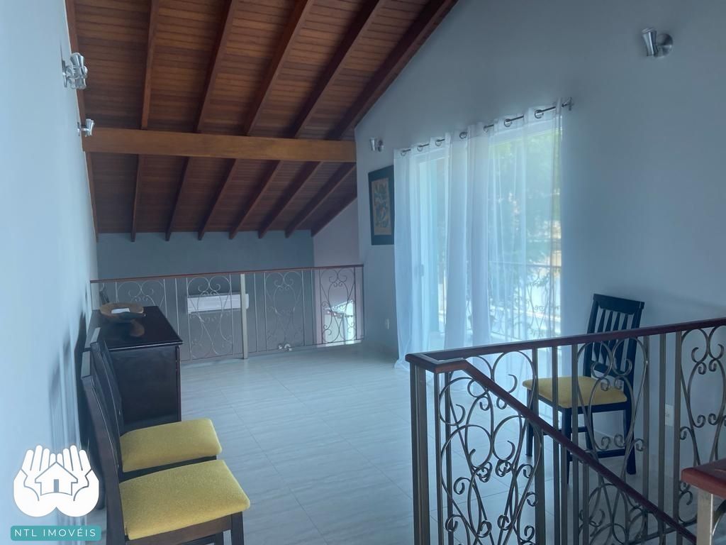 Sobrado à venda com 6 quartos, 372m² - Foto 11