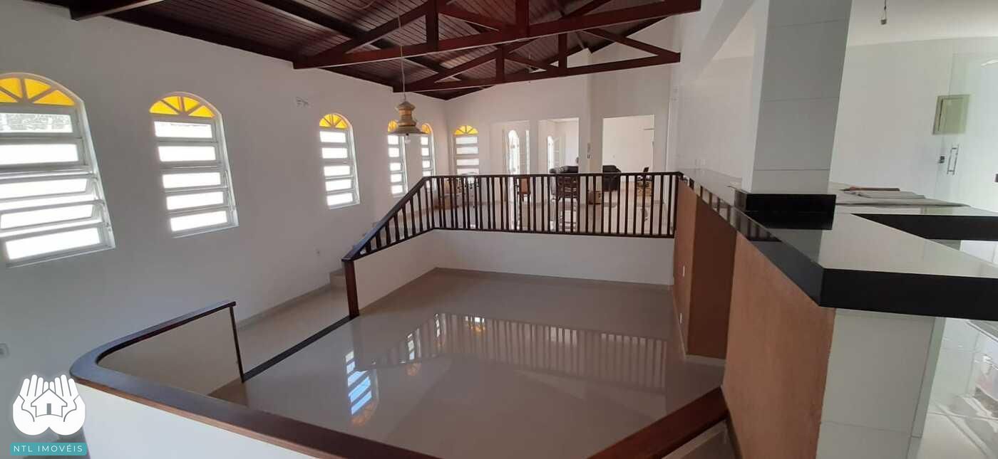 Casa à venda com 3 quartos, 600m² - Foto 32