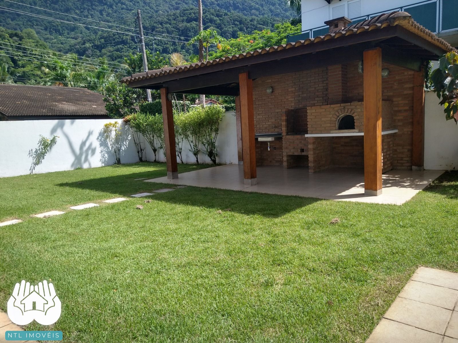 Casa à venda com 4 quartos, 275m² - Foto 7