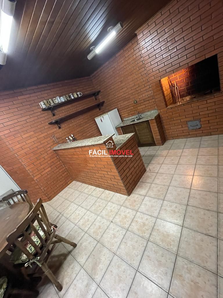 Casa à venda e aluguel com 4 quartos, 300m² - Foto 19