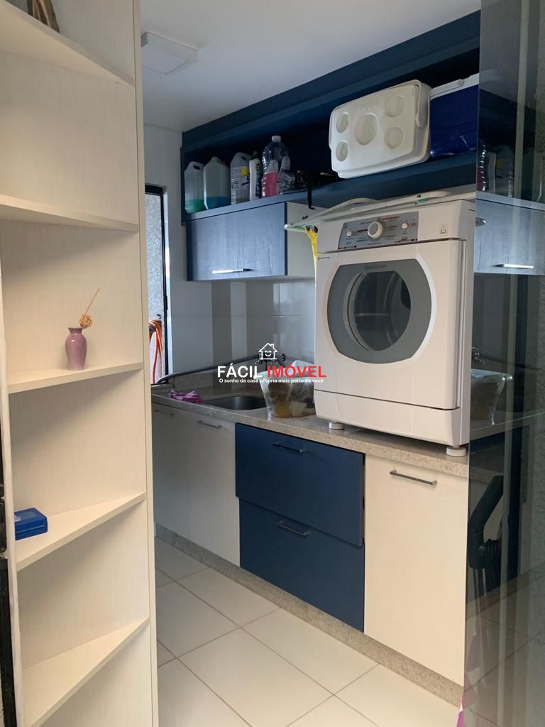 Casa à venda com 3 quartos, 240m² - Foto 18