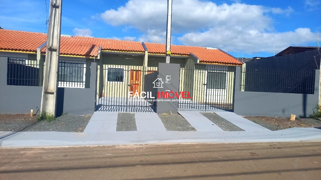 Casa à venda com 2 quartos, 48m² - Foto 1