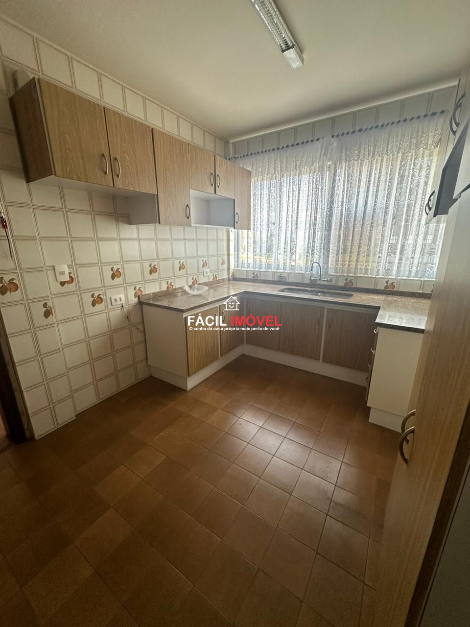 Apartamento à venda com 3 quartos, 110m² - Foto 4