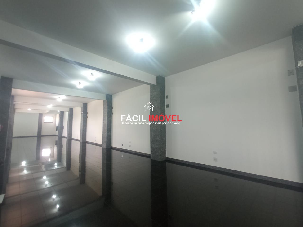 Conjunto Comercial-Sala para alugar com 1 quarto, 250m² - Foto 2