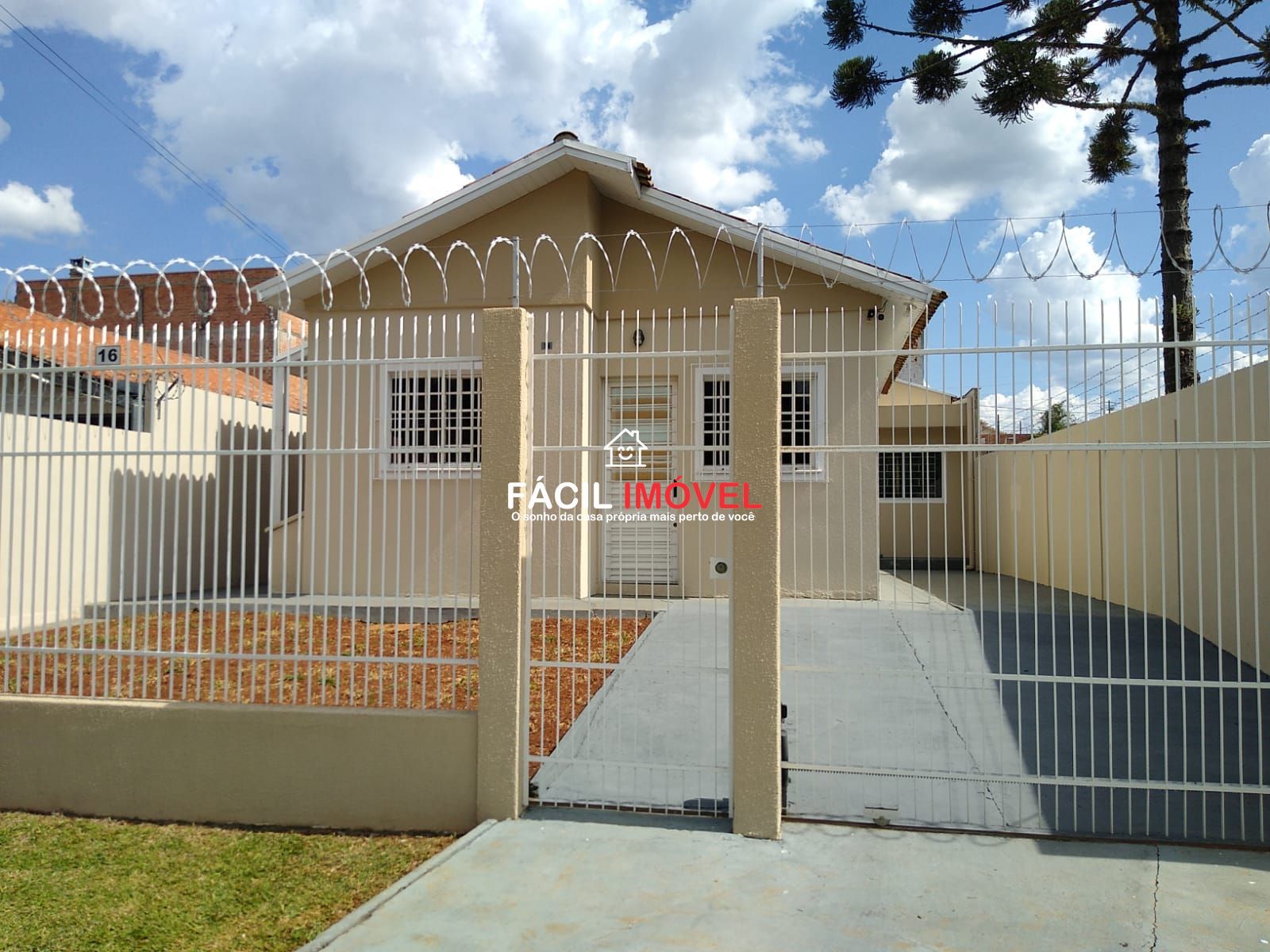 Casa à venda e aluguel com 2 quartos, 99m² - Foto 2