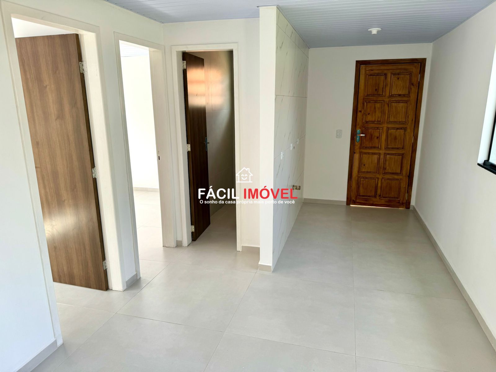 Casa à venda com 2 quartos, 60m² - Foto 9