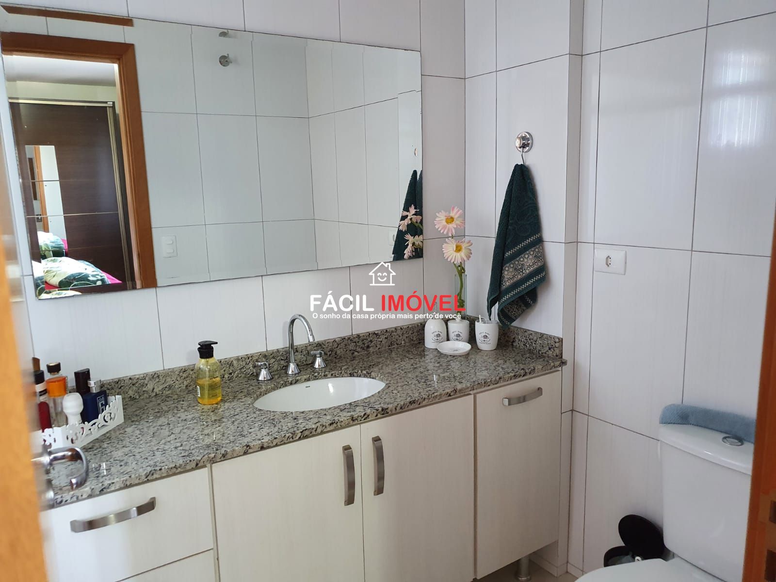 Apartamento à venda com 2 quartos, 65m² - Foto 9