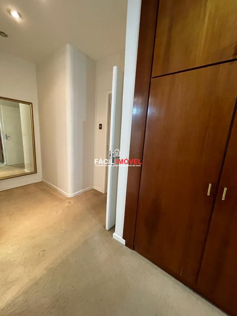 Casa à venda e aluguel com 4 quartos, 300m² - Foto 11