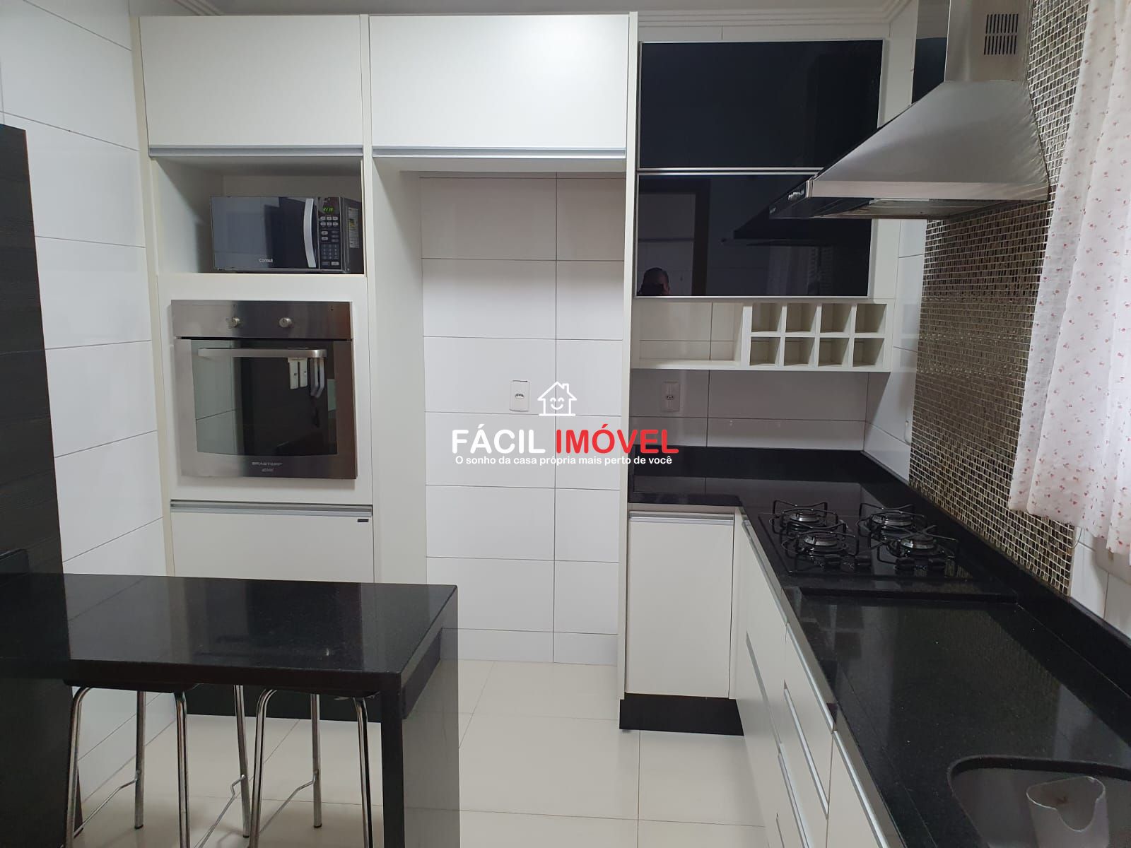 Apartamento à venda com 2 quartos, 65m² - Foto 4