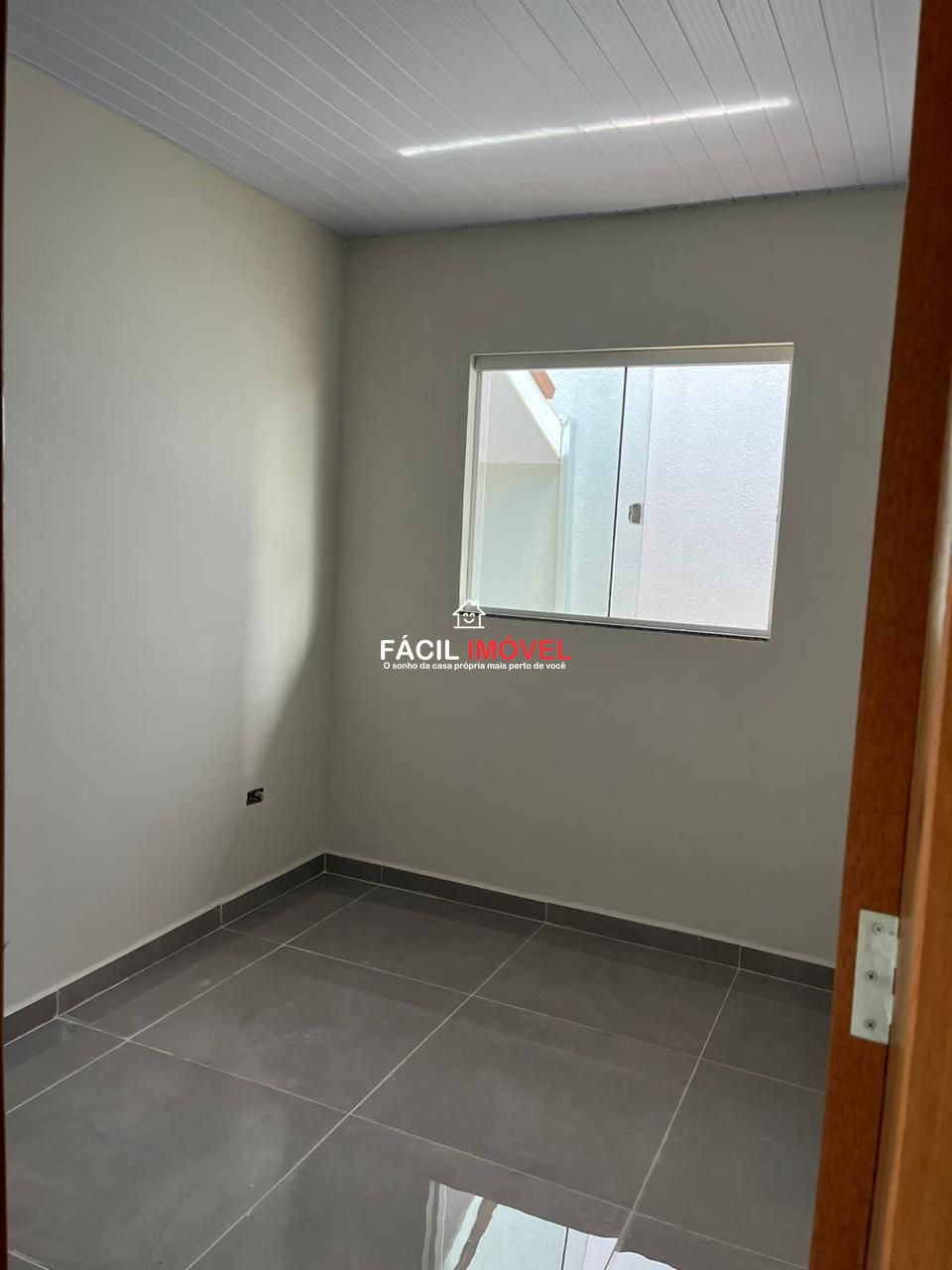 Casa à venda com 2 quartos, 55m² - Foto 5