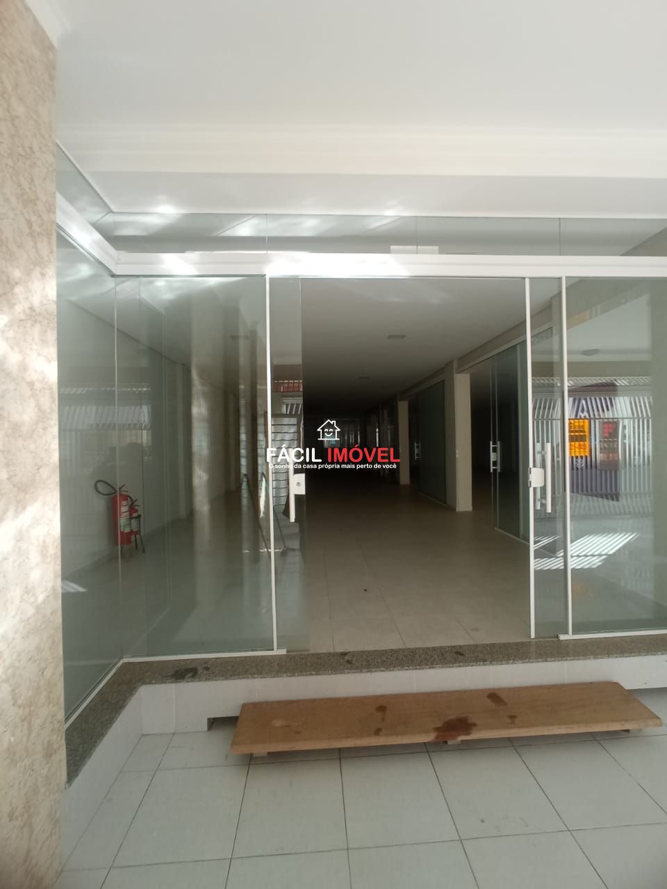 Conjunto Comercial-Sala para alugar com 1 quarto, 117m² - Foto 2