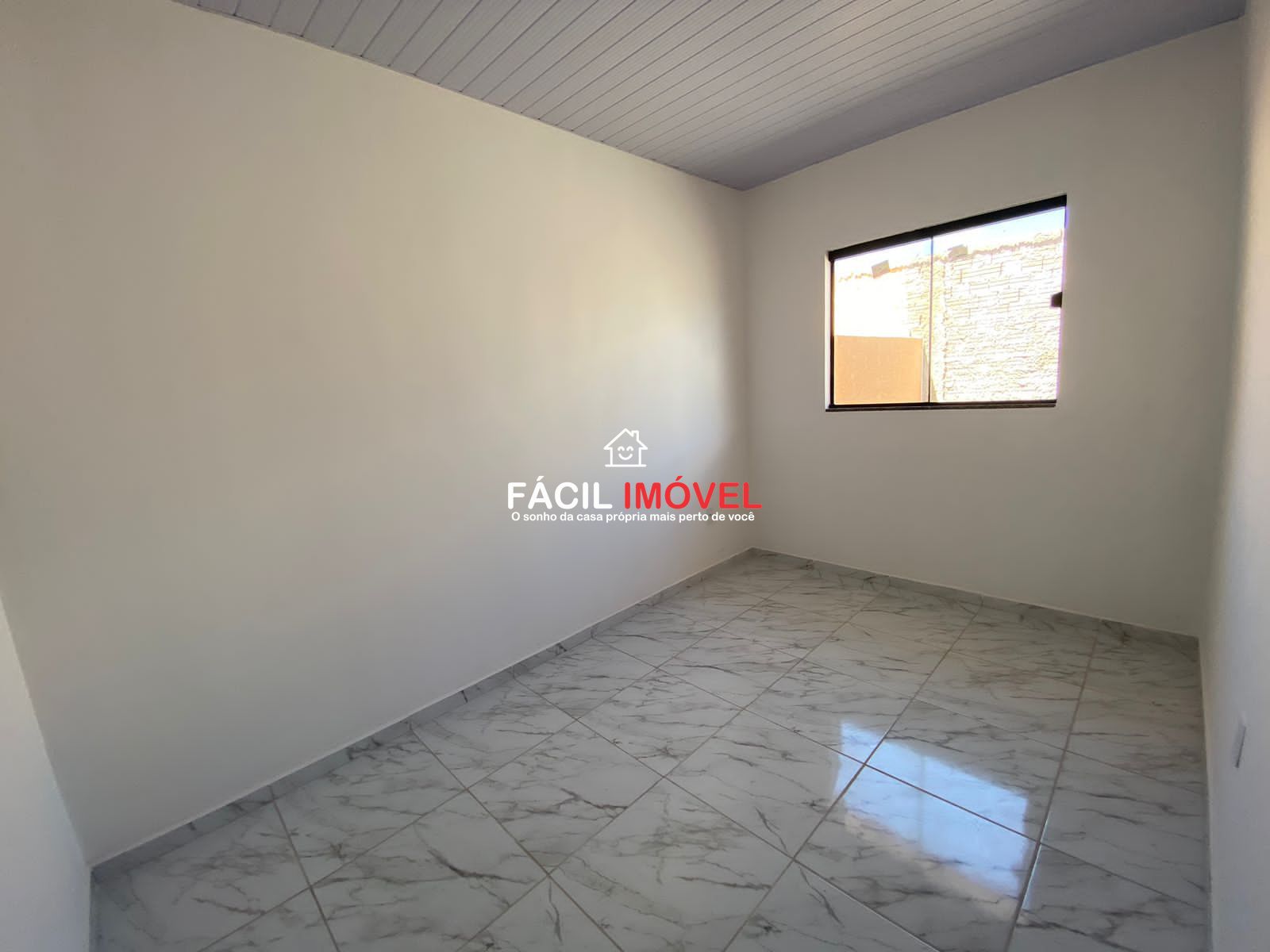 Casa à venda com 2 quartos, 50m² - Foto 4