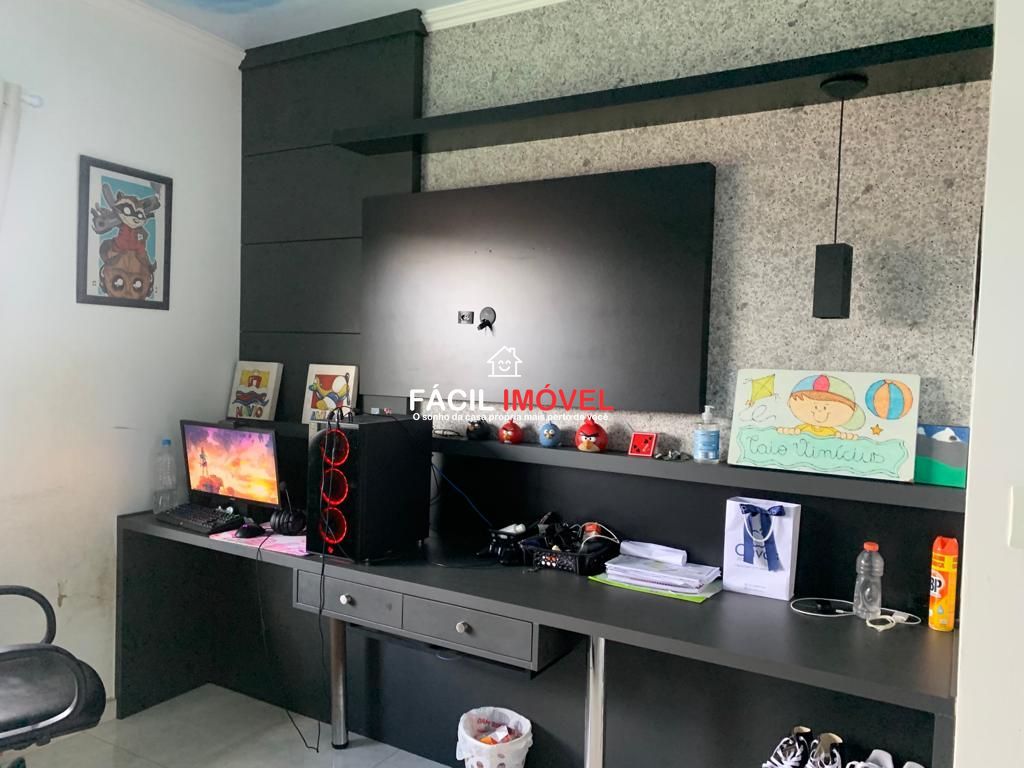 Casa, 3 quartos, 240 m² - Foto 11