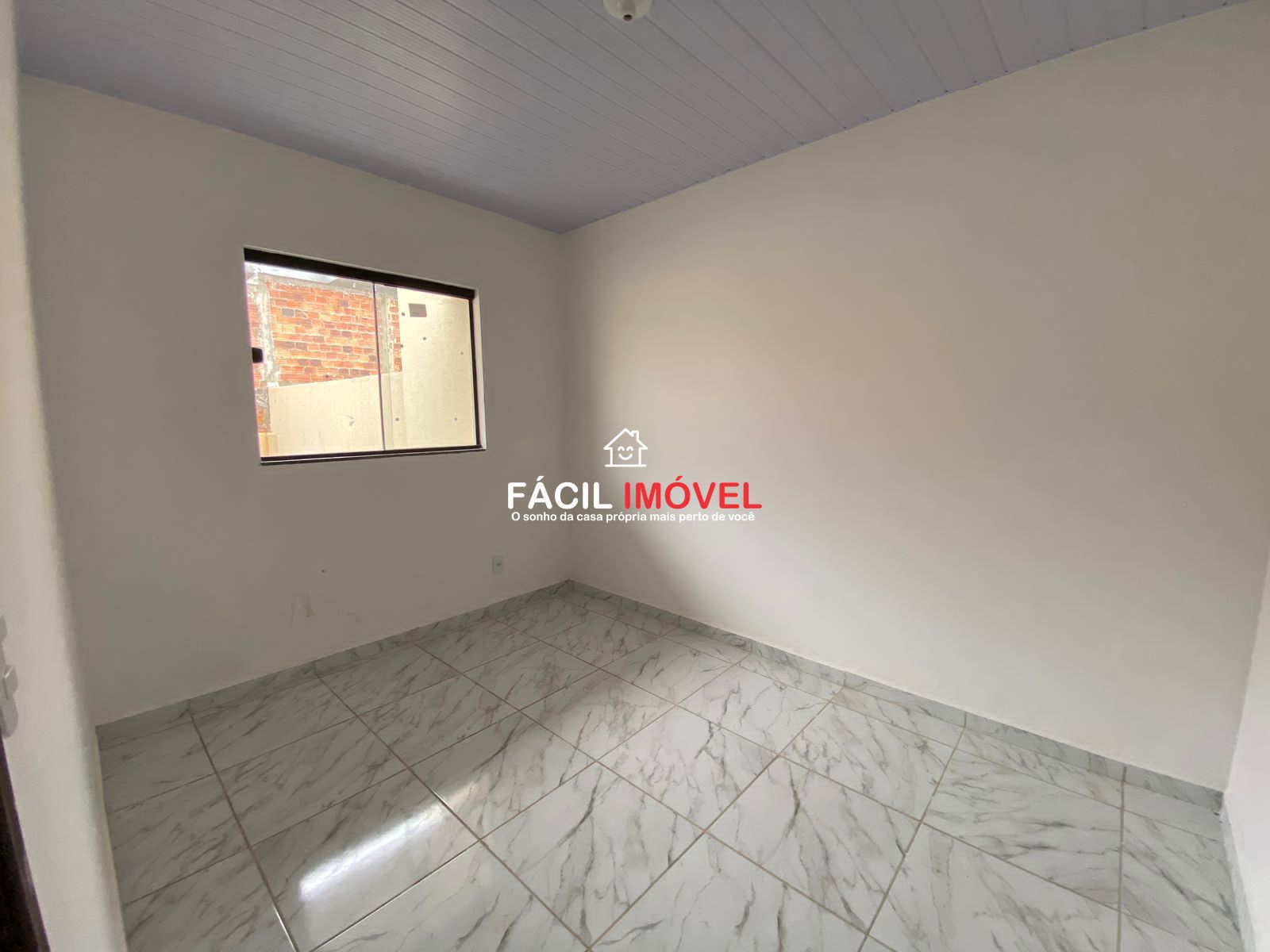 Casa à venda com 2 quartos, 55m² - Foto 5