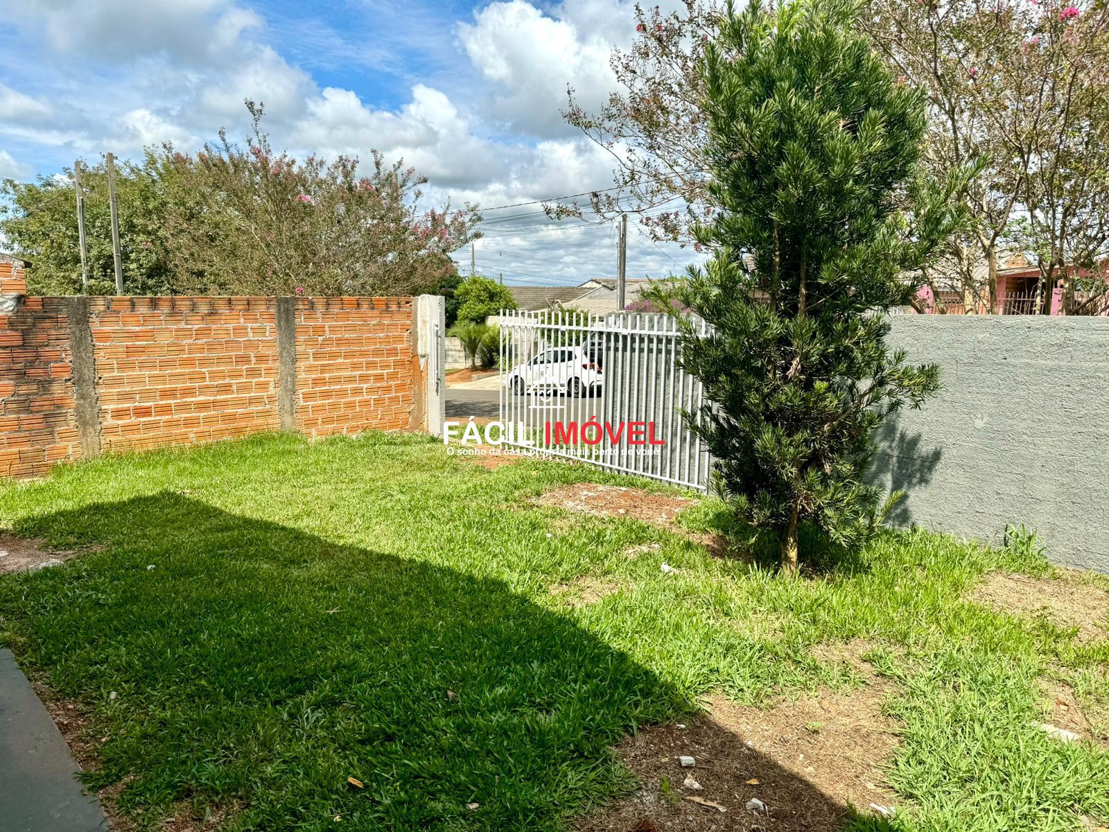 Casa à venda com 2 quartos, 60m² - Foto 4