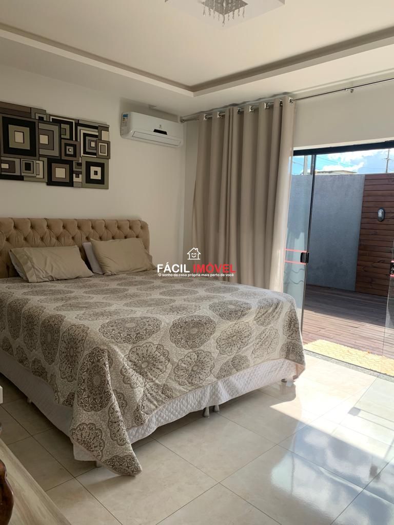 Casa à venda com 3 quartos, 240m² - Foto 14