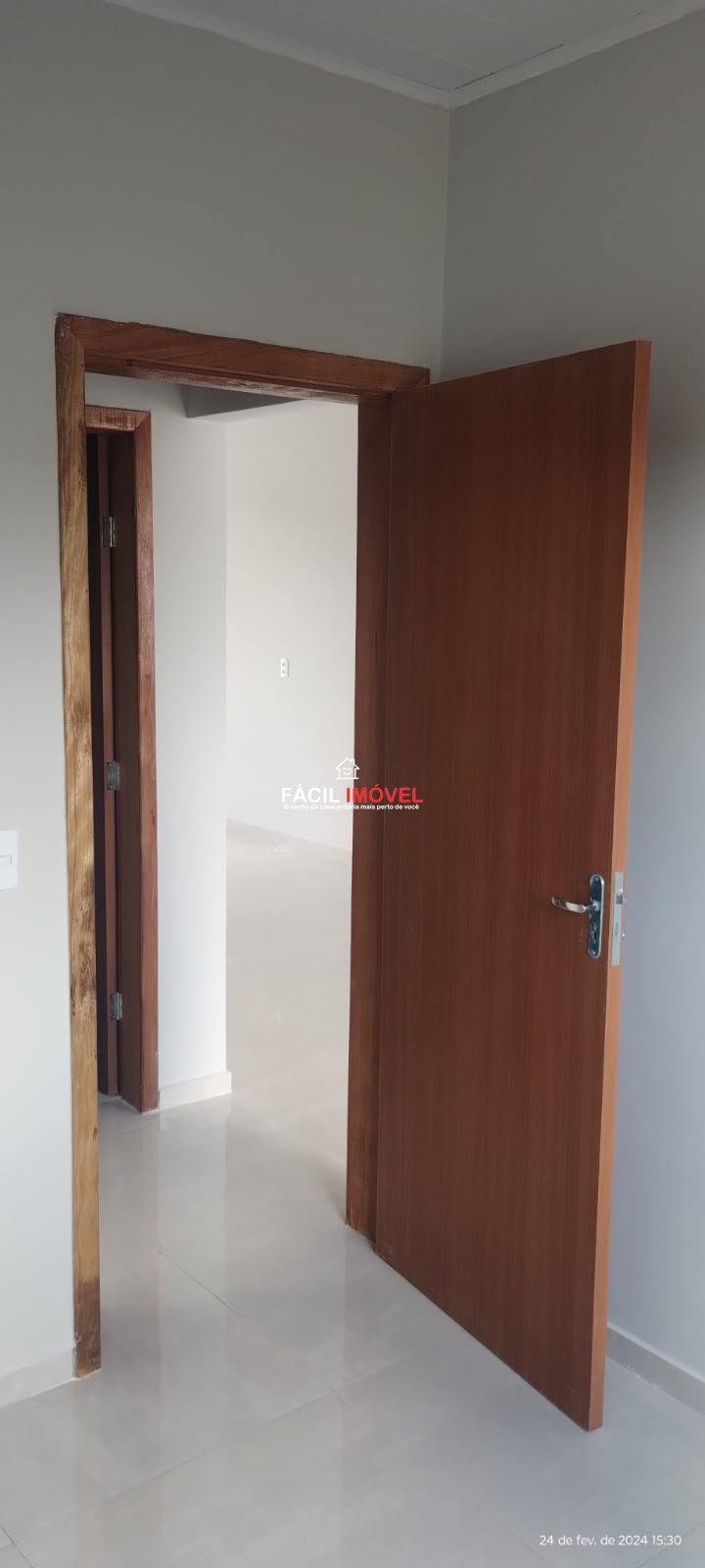 Casa à venda com 2 quartos, 55m² - Foto 6