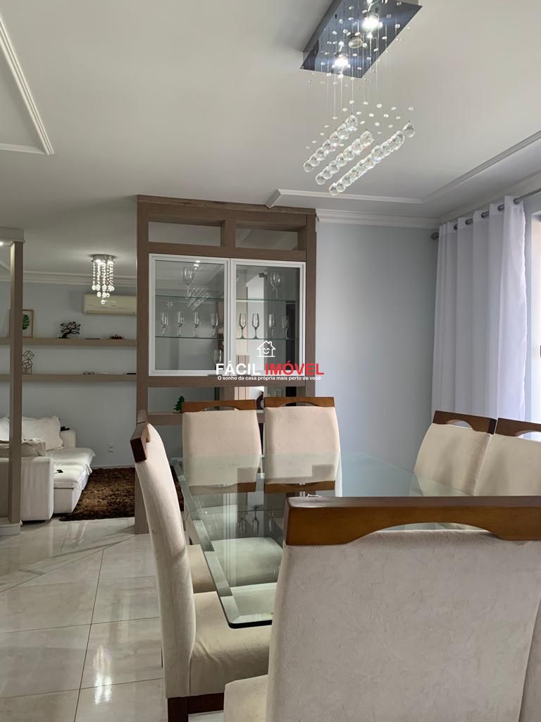 Casa, 3 quartos, 240 m² - Foto 8