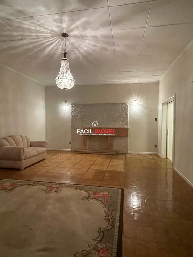 Casa à venda e aluguel com 4 quartos, 300m² - Foto 4