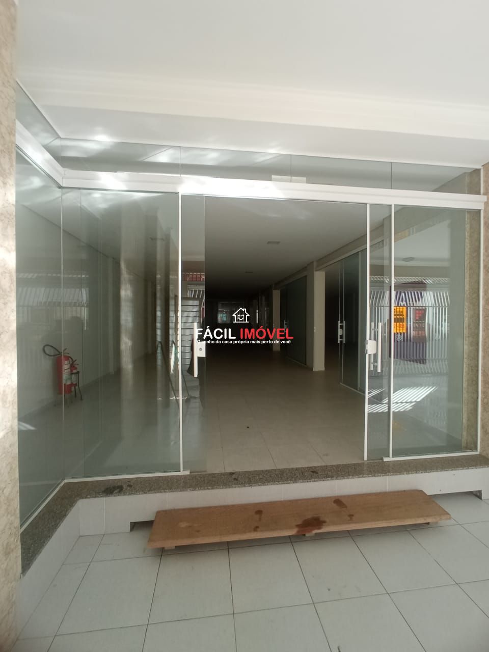 Conjunto Comercial-Sala para alugar com 1 quarto, 117m² - Foto 1