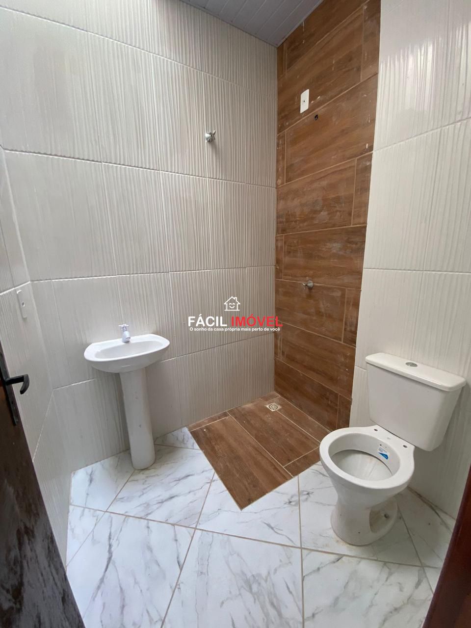 Casa à venda com 2 quartos, 49m² - Foto 10