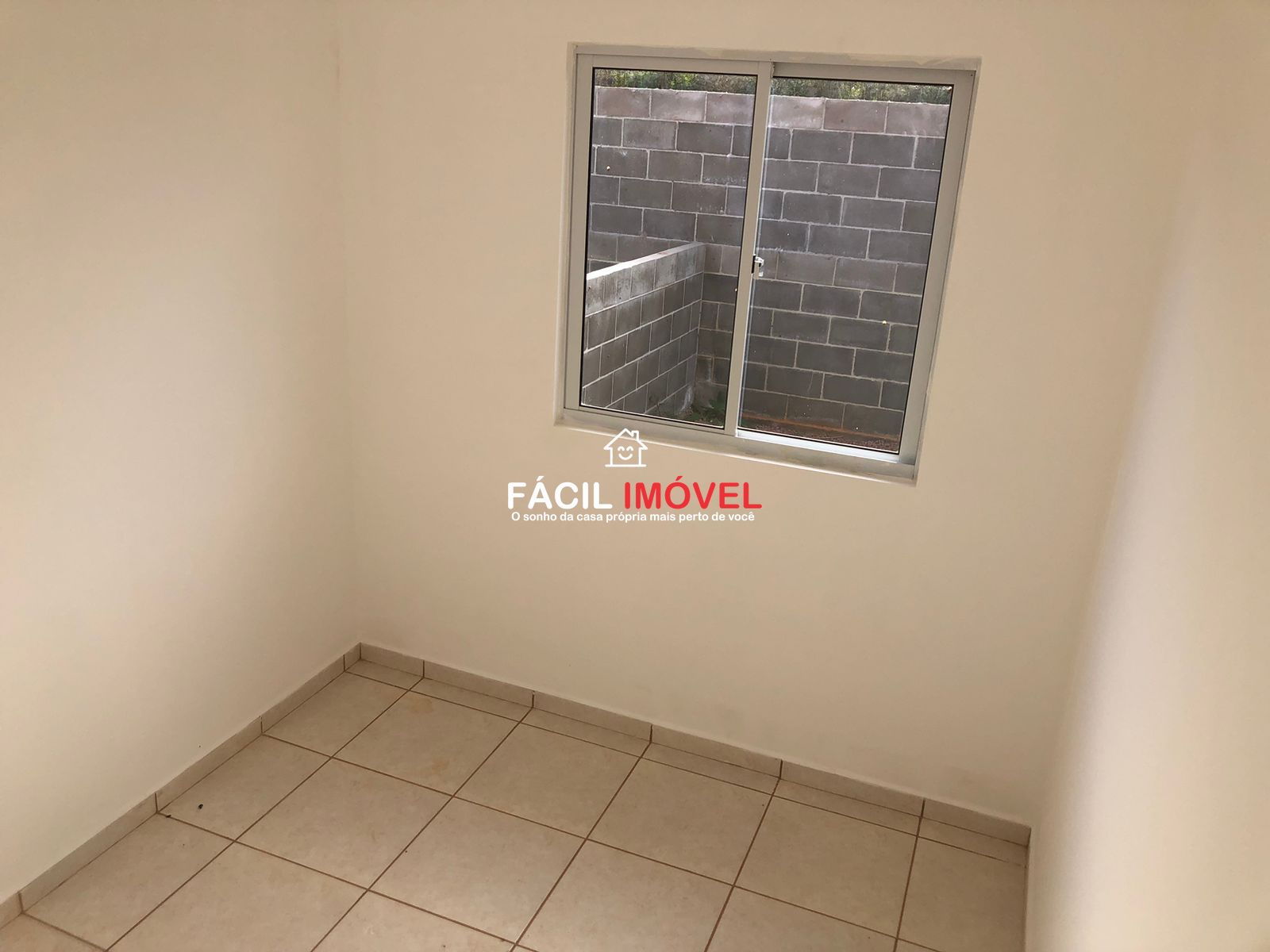 Casa para alugar com 2 quartos, 45m² - Foto 5