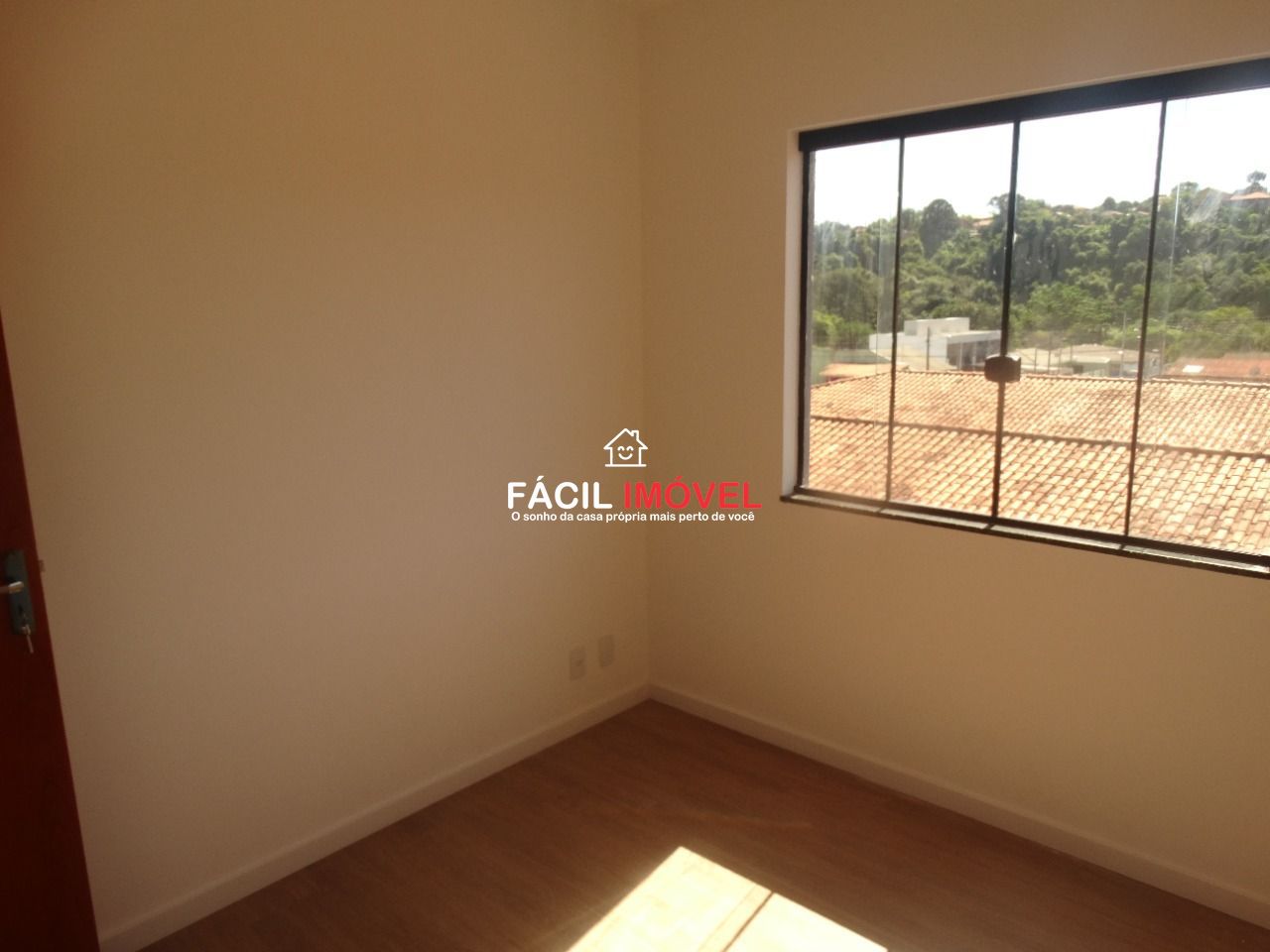 Casa à venda com 3 quartos, 120m² - Foto 9