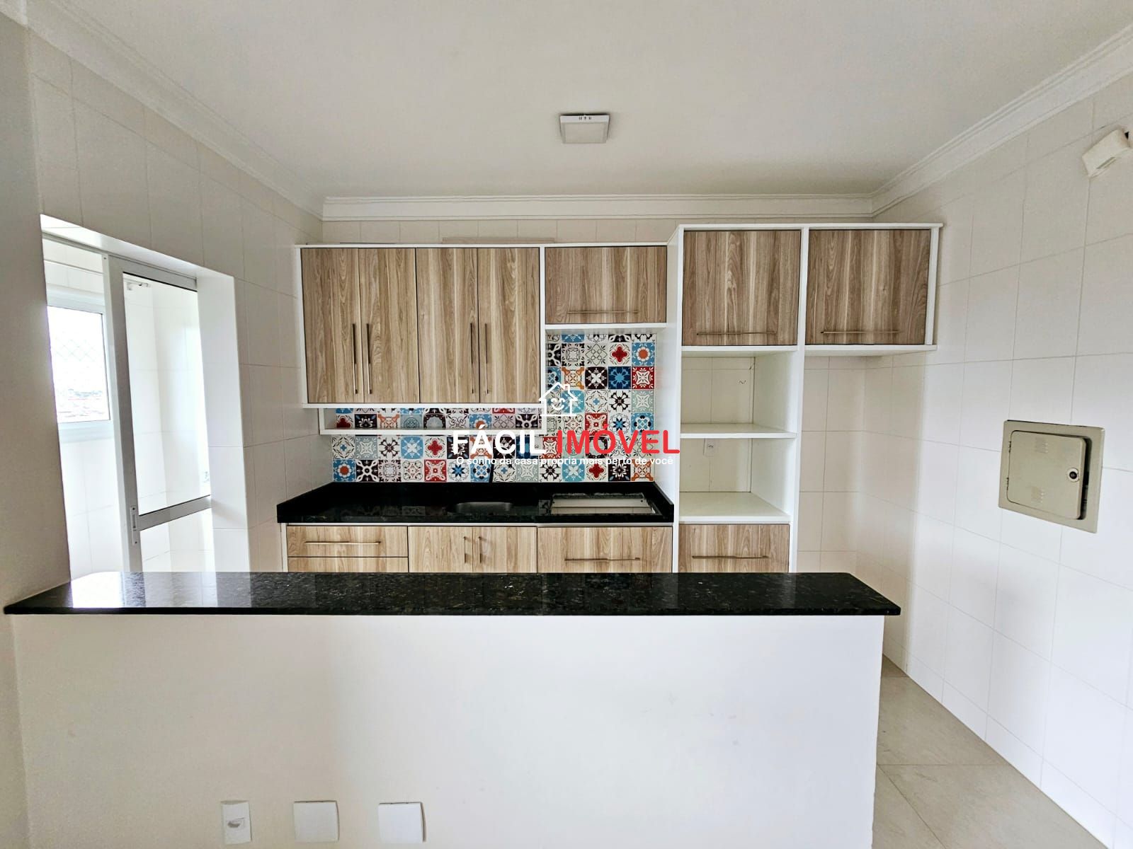 Apartamento à venda com 2 quartos, 70m² - Foto 2