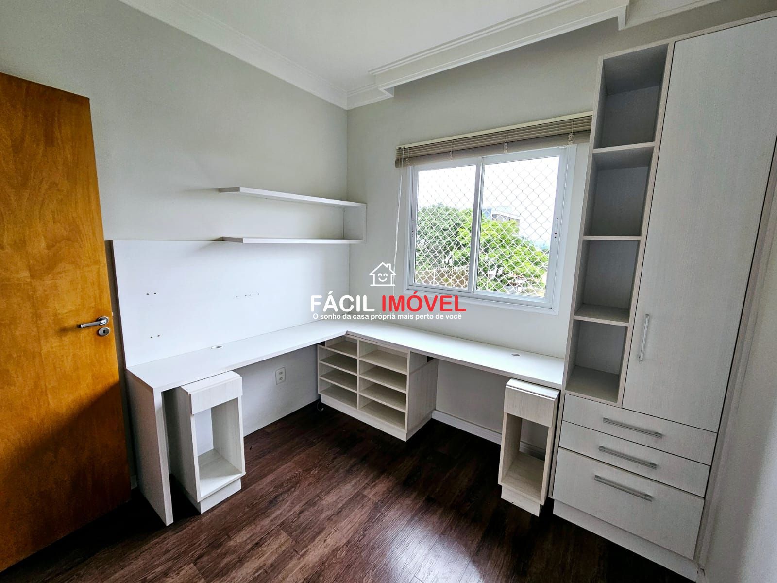 Apartamento à venda com 2 quartos, 70m² - Foto 9